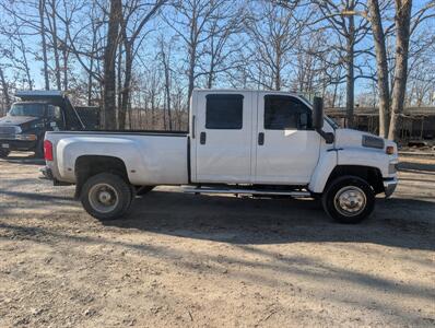 2006 GMC top kick c5500   - Photo 3 - Houston, MO 65483