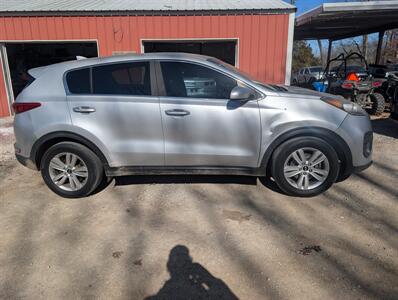 2017 Kia Sportage LX   - Photo 2 - Houston, MO 65483