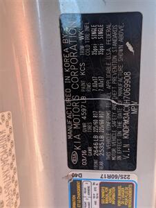 2017 Kia Sportage LX   - Photo 8 - Houston, MO 65483