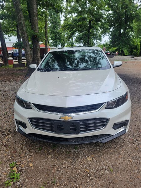 2017 Chevrolet Malibu Premier   - Photo 1 - Houston, MO 65483
