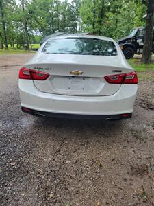 2017 Chevrolet Malibu Premier   - Photo 2 - Houston, MO 65483