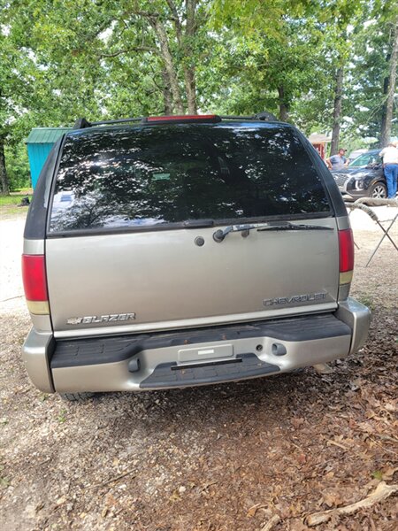 2003 Chevrolet Blazer LS - Photo 6 - Houston, MO 65483