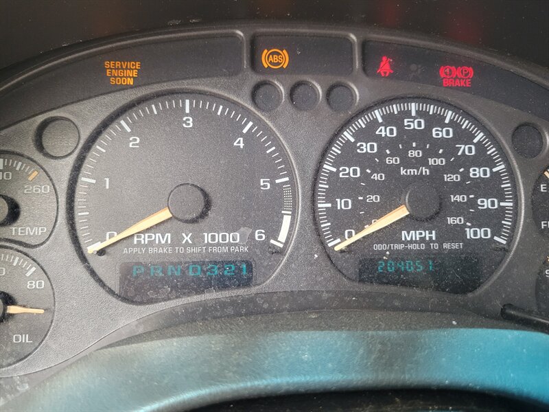 2003 Chevrolet Blazer LS - Photo 2 - Houston, MO 65483