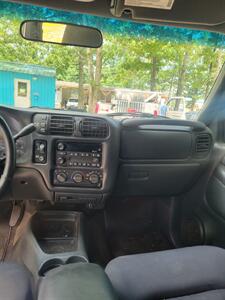 2003 Chevrolet Blazer LS - Photo 9 - Houston, MO 65483