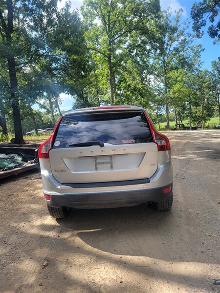 2010 Volvo XC60 3.2 - Photo 2 - Houston, MO 65483