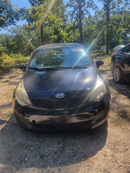 2015 Kia Rio LX   - Photo 1 - Houston, MO 65483