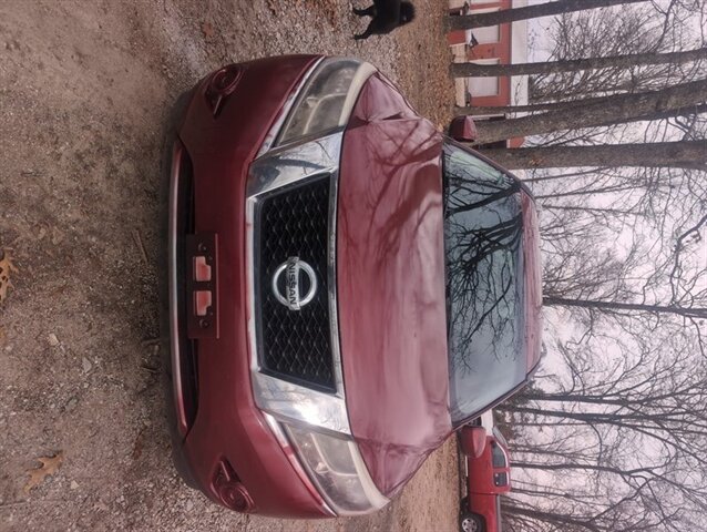 2016 Nissan Pathfinder SL  