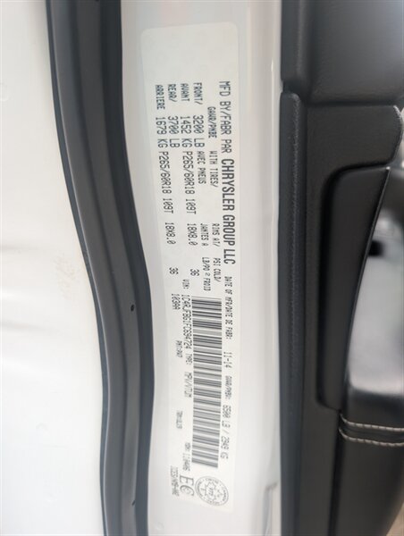 2015 Jeep Grand Cherokee Limited - Photo 9 - Houston, MO 65483