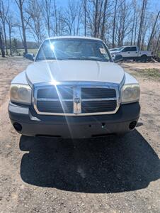 2005 Dodge Dakota ST Truck
