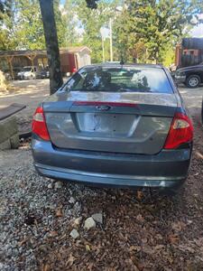2011 Ford Fusion SE   - Photo 4 - Houston, MO 65483