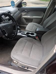 2012 Ford Fusion SE - Photo 7 - Houston, MO 65483