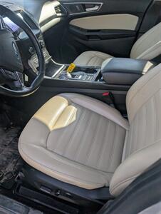 2019 Ford Edge SEL   - Photo 6 - Houston, MO 65483