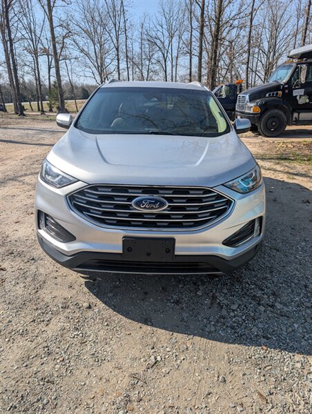 2019 Ford Edge SEL   - Photo 1 - Houston, MO 65483