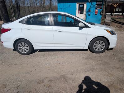 2016 Hyundai ACCENT SE   - Photo 2 - Houston, MO 65483