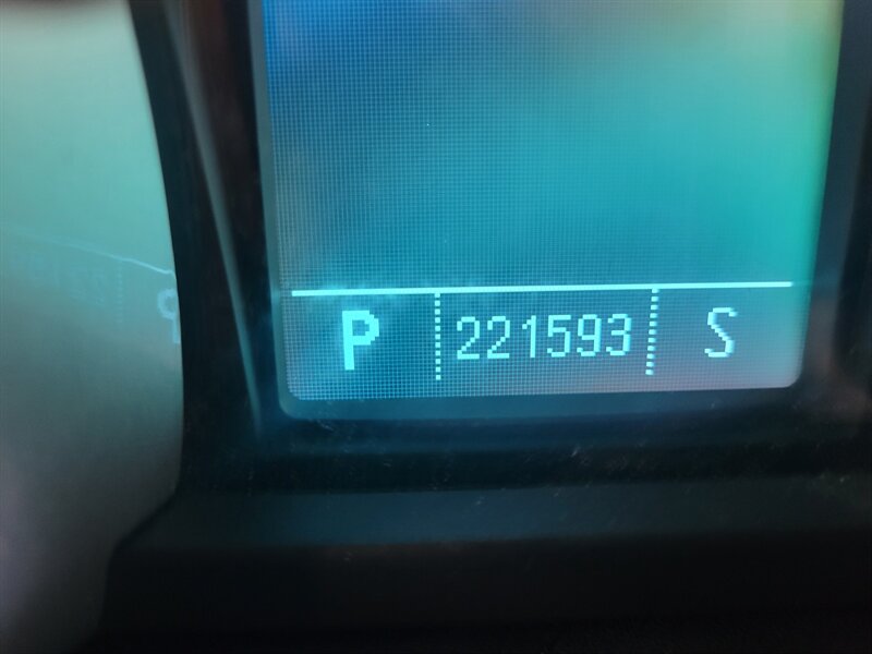 2010 Chevrolet Equinox LTZ - Photo 10 - Houston, MO 65483
