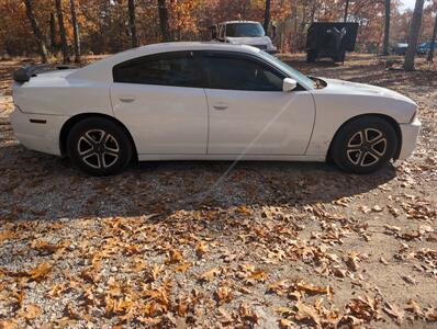 2012 Dodge Charger SE - Photo 2 - Houston, MO 65483
