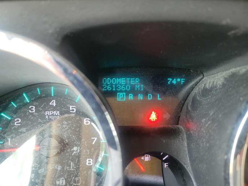 2011 Chevrolet Traverse LTZ - Photo 7 - Houston, MO 65483