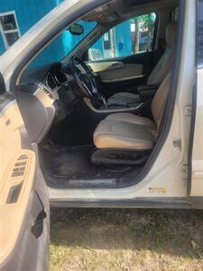 2011 Chevrolet Traverse LTZ - Photo 5 - Houston, MO 65483
