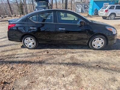 2019 Nissan Versa SV   - Photo 2 - Houston, MO 65483
