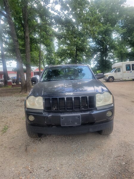 2005 Jeep Grand Cherokee Laredo   - Photo 1 - Houston, MO 65483