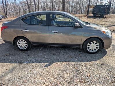 2012 Nissan Versa 1.6 SV   - Photo 2 - Houston, MO 65483