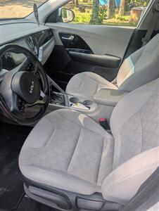 2022 Kia Niro Plug-In Hybrid LXS - Photo 9 - Houston, MO 65483
