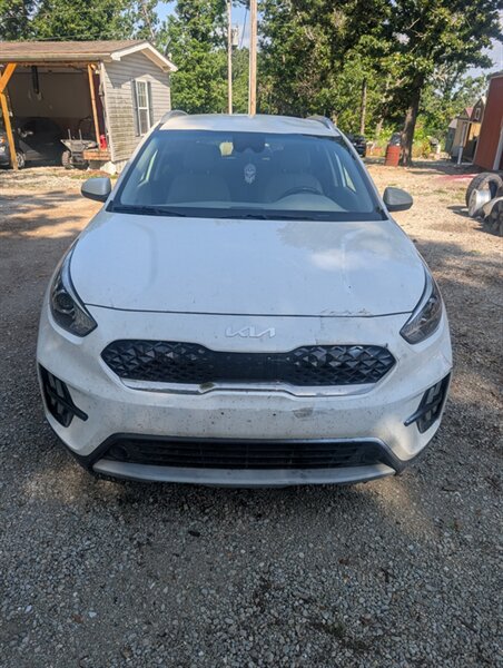 2022 Kia Niro Plug-In Hybrid LXS   - Photo 1 - Houston, MO 65483