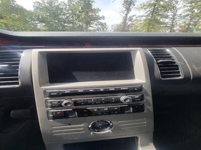 2010 Ford Flex Limited   - Photo 8 - Houston, MO 65483