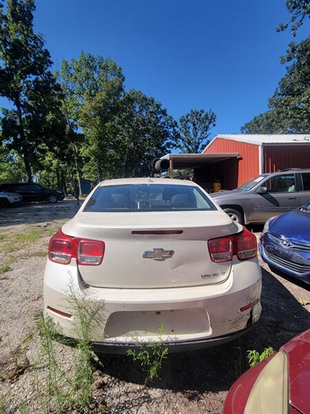 2014 Chevrolet Malibu LT - Photo 3 - Houston, MO 65483