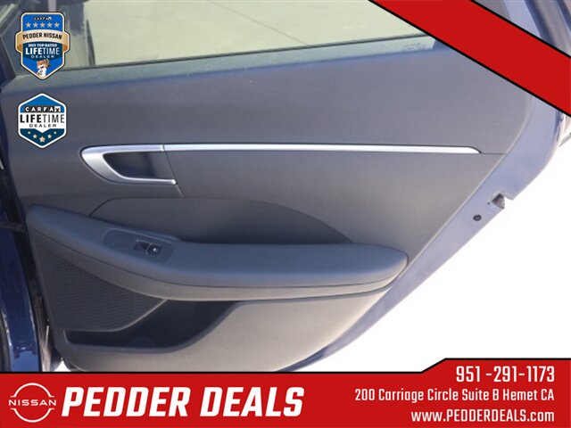 2022 Hyundai SONATA SE   - Photo 18 - Hemet, CA 92545