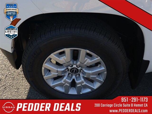 2024 Nissan Frontier SV   - Photo 11 - Hemet, CA 92545