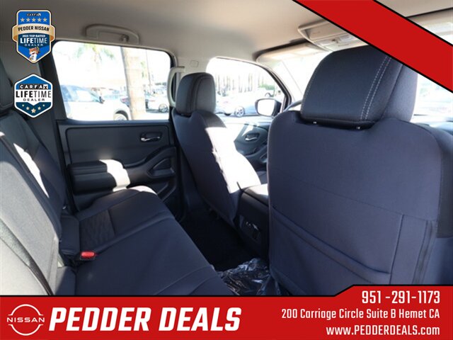 2024 Nissan Frontier SV   - Photo 16 - Hemet, CA 92545