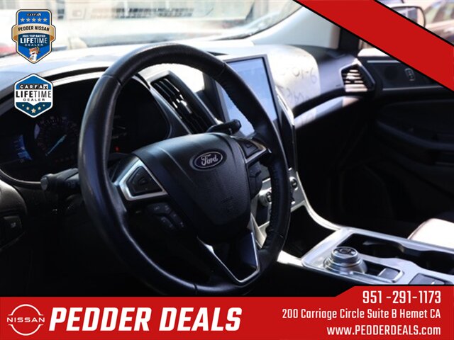 2023 Ford Edge SEL   - Photo 14 - Hemet, CA 92545