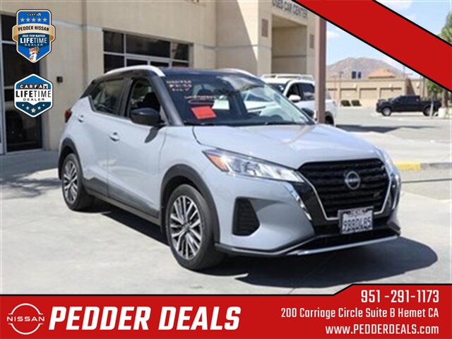 2022 Nissan Kicks SV   - Photo 2 - Hemet, CA 92545