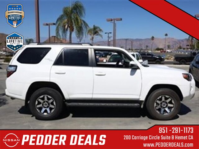 2024 Toyota 4Runner TRD Off-Road   - Photo 3 - Hemet, CA 92545
