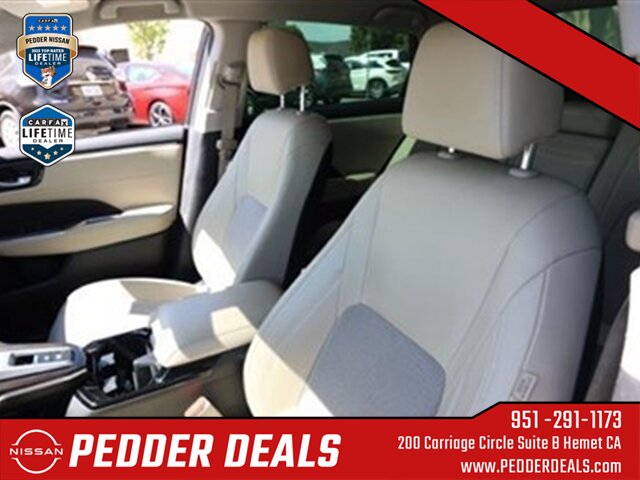 2018 Honda Clarity Plug-In Hybrid   - Photo 15 - Hemet, CA 92545