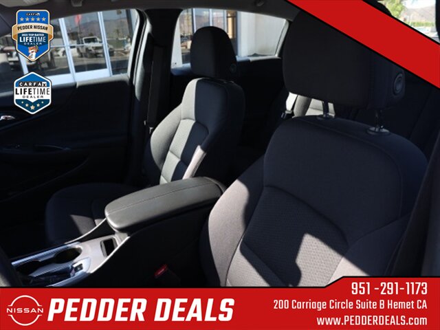 2023 Chevrolet Malibu LT 1LT   - Photo 15 - Hemet, CA 92545