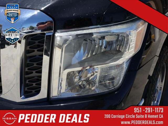 2017 Nissan Titan SV   - Photo 10 - Hemet, CA 92545