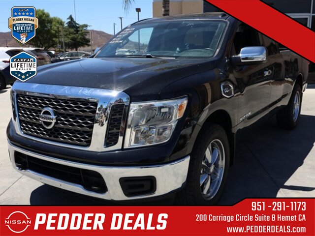 2017 Nissan Titan SV   - Photo 27 - Hemet, CA 92545