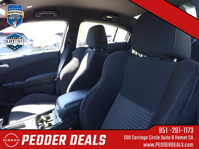 2022 Dodge Charger R/T   - Photo 15 - Hemet, CA 92545