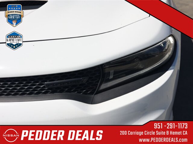 2022 Dodge Charger R/T   - Photo 10 - Hemet, CA 92545