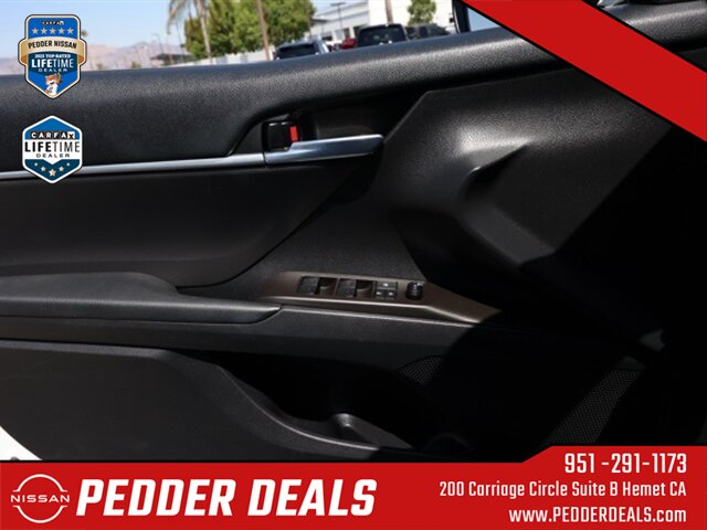 2023 Toyota Camry SE   - Photo 22 - Hemet, CA 92545