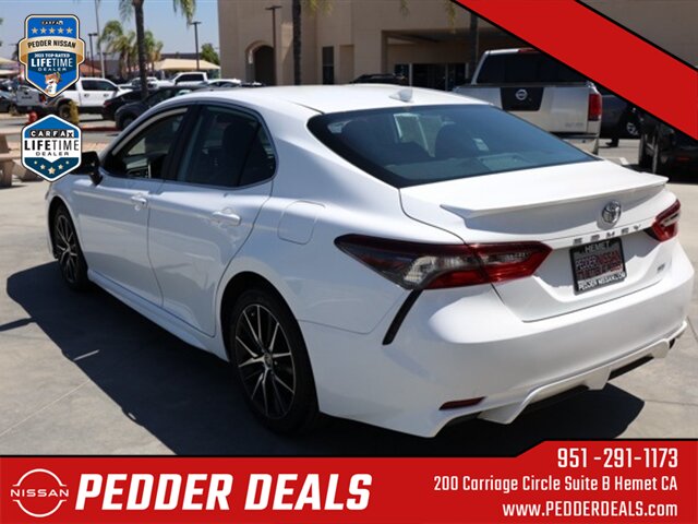 2023 Toyota Camry SE   - Photo 6 - Hemet, CA 92545