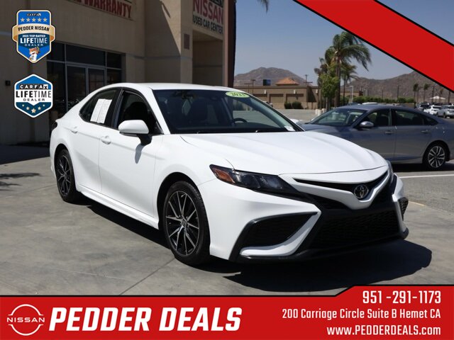 2023 Toyota Camry SE   - Photo 2 - Hemet, CA 92545