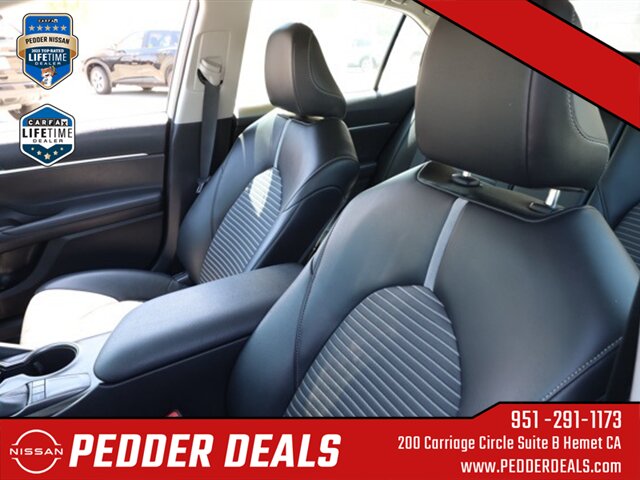 2023 Toyota Camry SE   - Photo 15 - Hemet, CA 92545