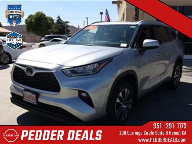 2022 Toyota Highlander XLE   - Photo 8 - Hemet, CA 92545