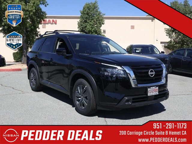 2025 Nissan Pathfinder SV   - Photo 2 - Hemet, CA 92545