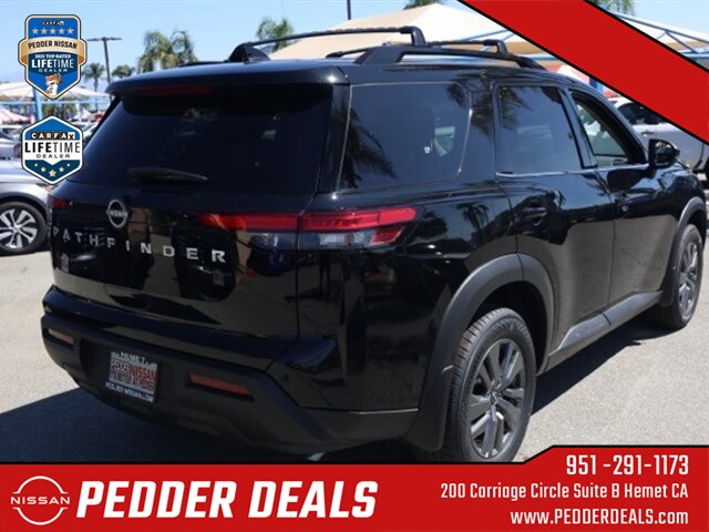 2025 Nissan Pathfinder SV   - Photo 4 - Hemet, CA 92545
