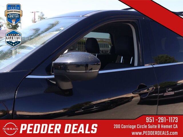 2025 Nissan Pathfinder SV   - Photo 12 - Hemet, CA 92545