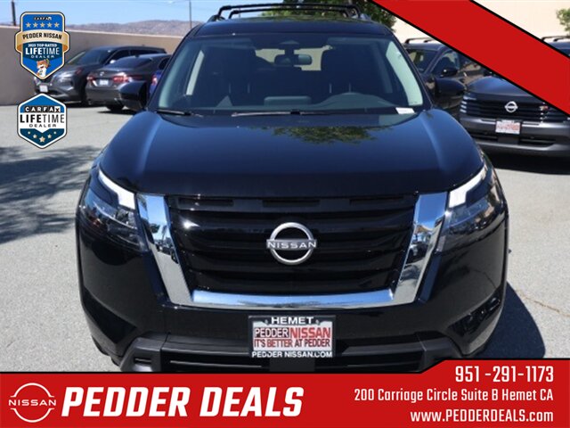 2025 Nissan Pathfinder SV   - Photo 9 - Hemet, CA 92545